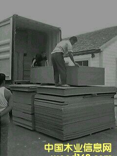 �b���b��