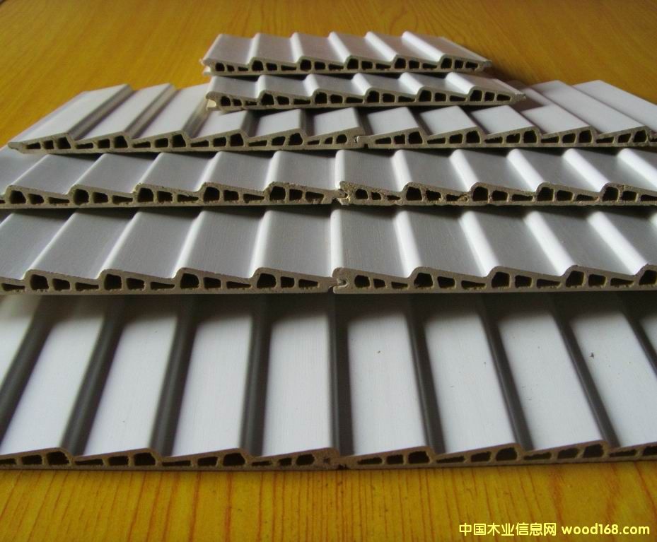 ���T�������Tľ�ܰ��~��